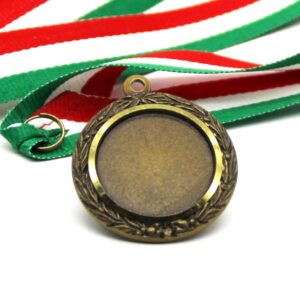 40 mm  bronz érem gravírozással és éremszalaggal