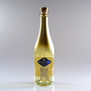 Blue Nun 24kt gold pezsgő ajándék gravírozással