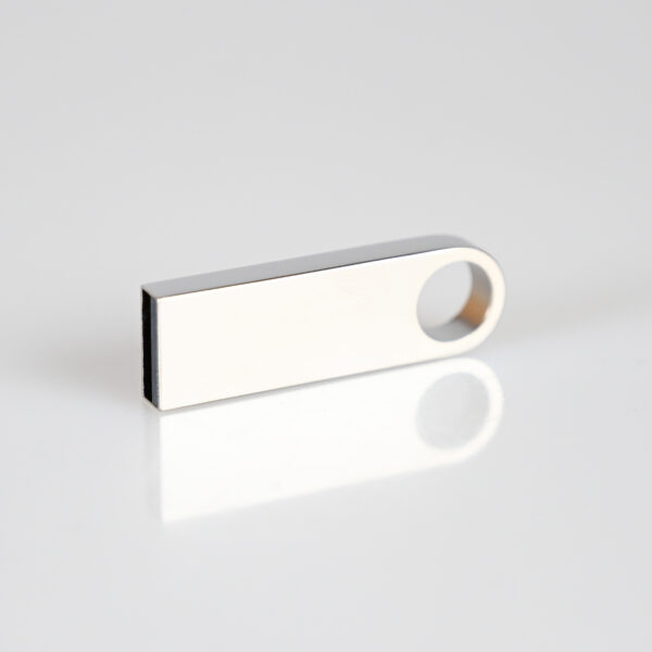 Fém pendrive 16GB ajándék gravírozással