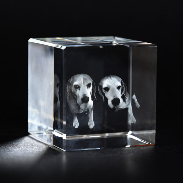 Üvegkristály kocka 8x8x8 cm valódi 3D gravírozás opcióval