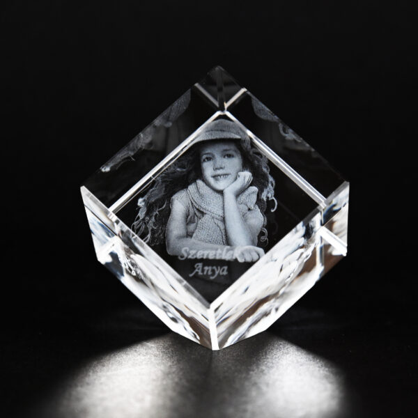 Üvegkristály vágott sarkú kocka 10x10x10 cm 3D fotó opcióval