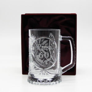 Ólomkristály söröskorsó ajándék gravírozással díszdobozban