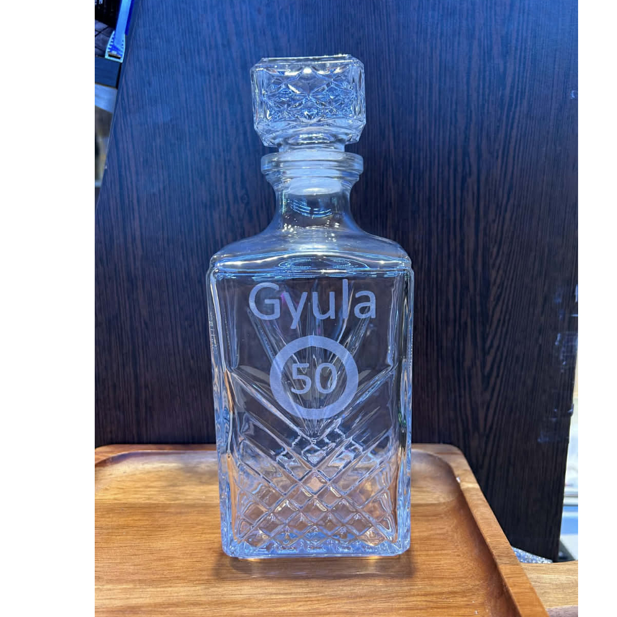 Bormioli Selecta whiskys üveg egyedi ajándék gravírozással
