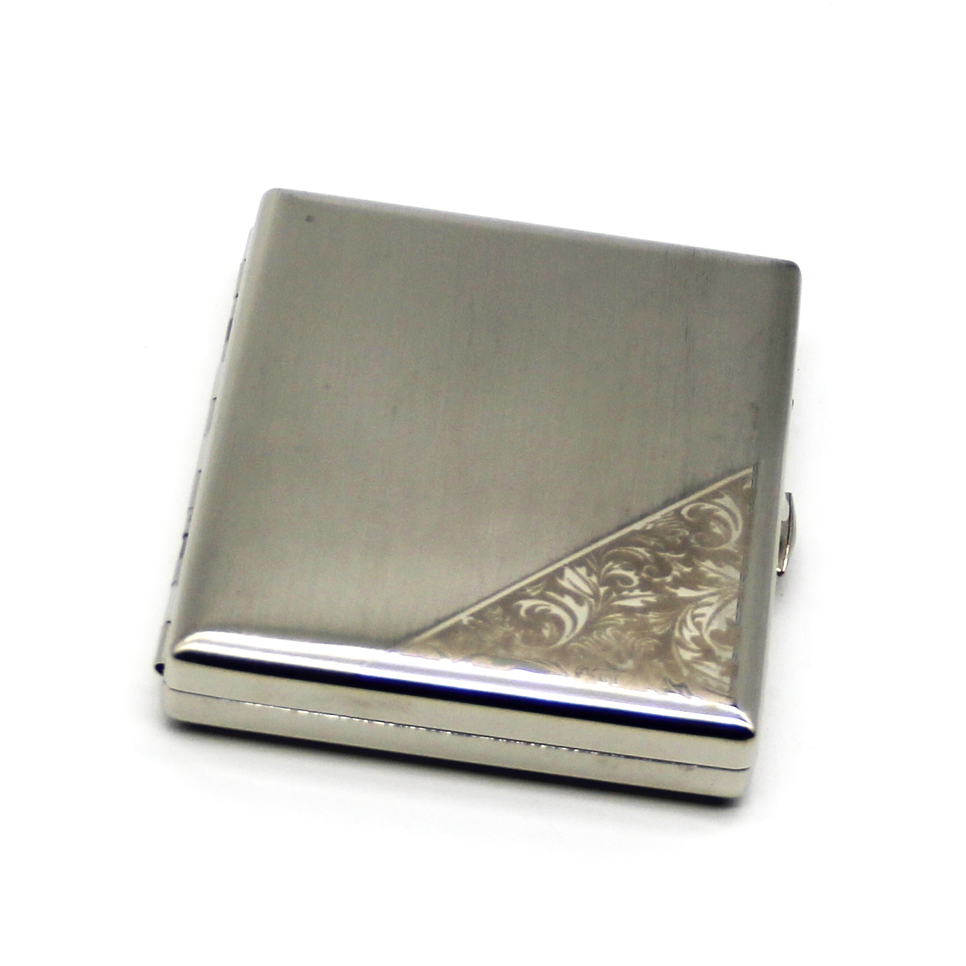 Mintás sarkú cigarettatárca ajándék gravírozással