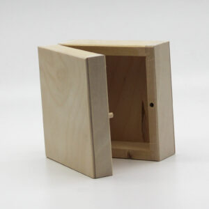 Fa doboz ajándék gravírozással 10x10 cm