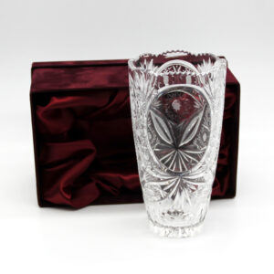 Ólomkristály váza ajándék gravírozással díszdobozban