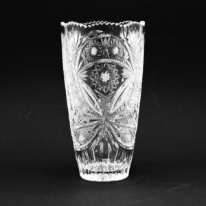 Csiszolt kristály váza ajándék gravírozással